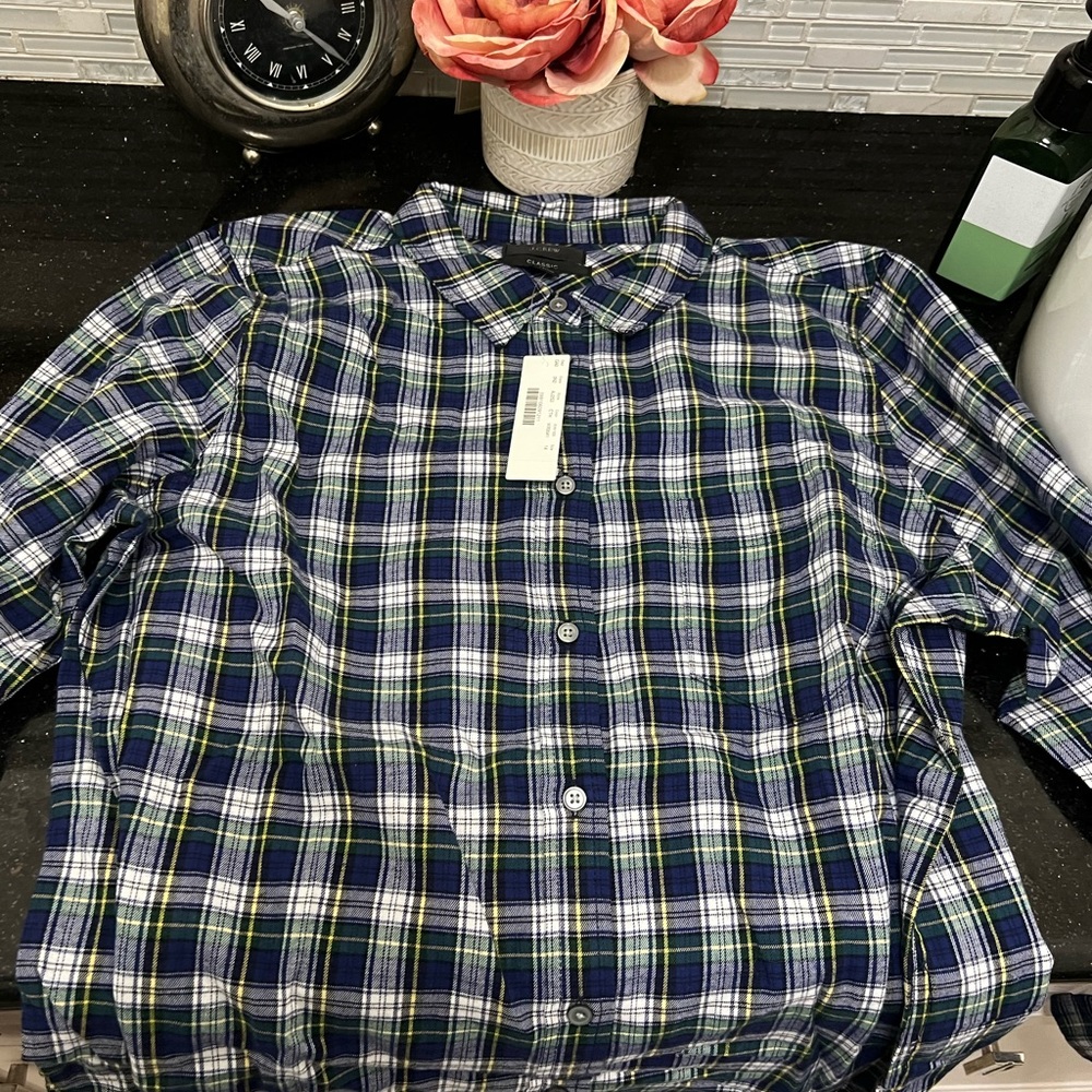J. Crew plaid classic button down shirt - womens